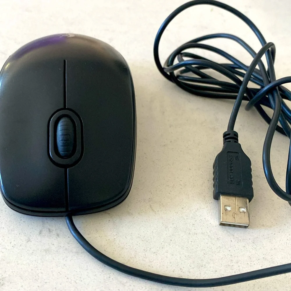 Logitech Wired Optical USB Computer Mouse Black M-U0026 3 Button Scroll Wheel